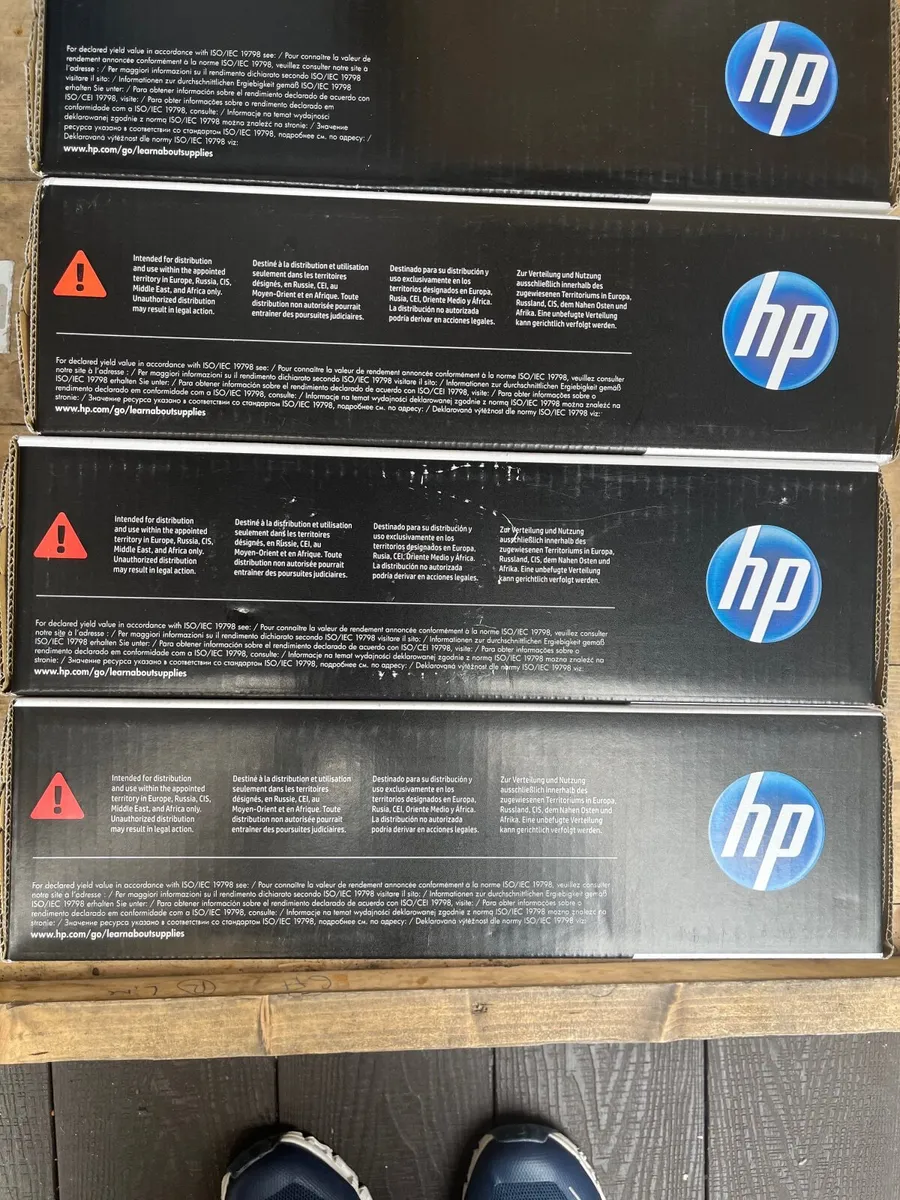 Set of HP 305A Colour Ink Toners - Image 3