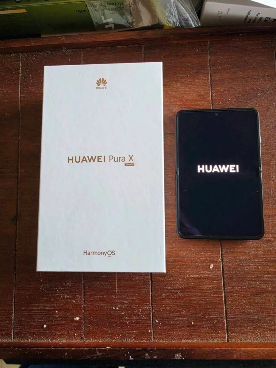 Huawei pura x flip phone - Image 1