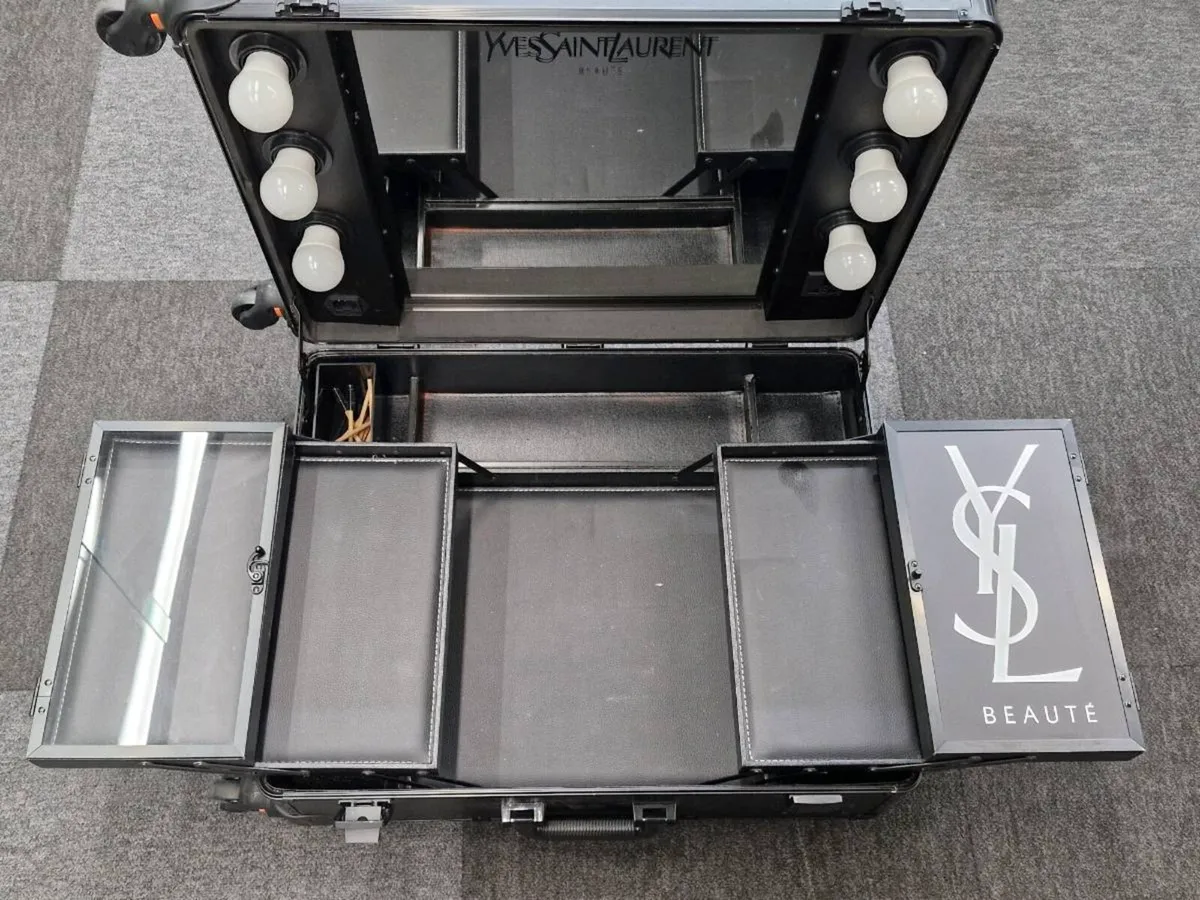 Professional Make Up Trolley - Image 3