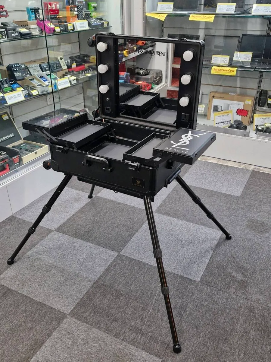 Professional Make Up Trolley - Image 1