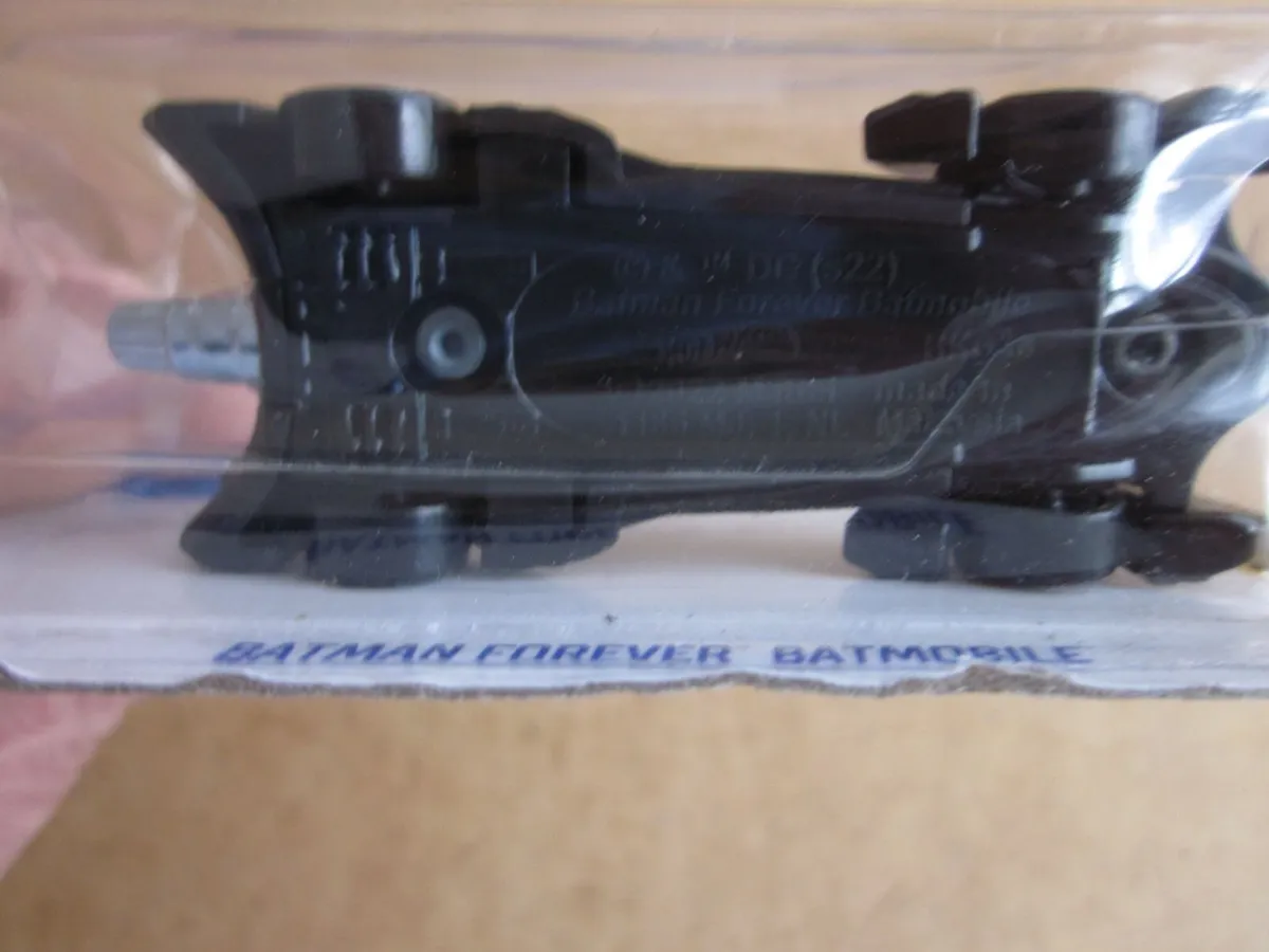 Hot Wheels Batman Forever Batmobile New - Image 3