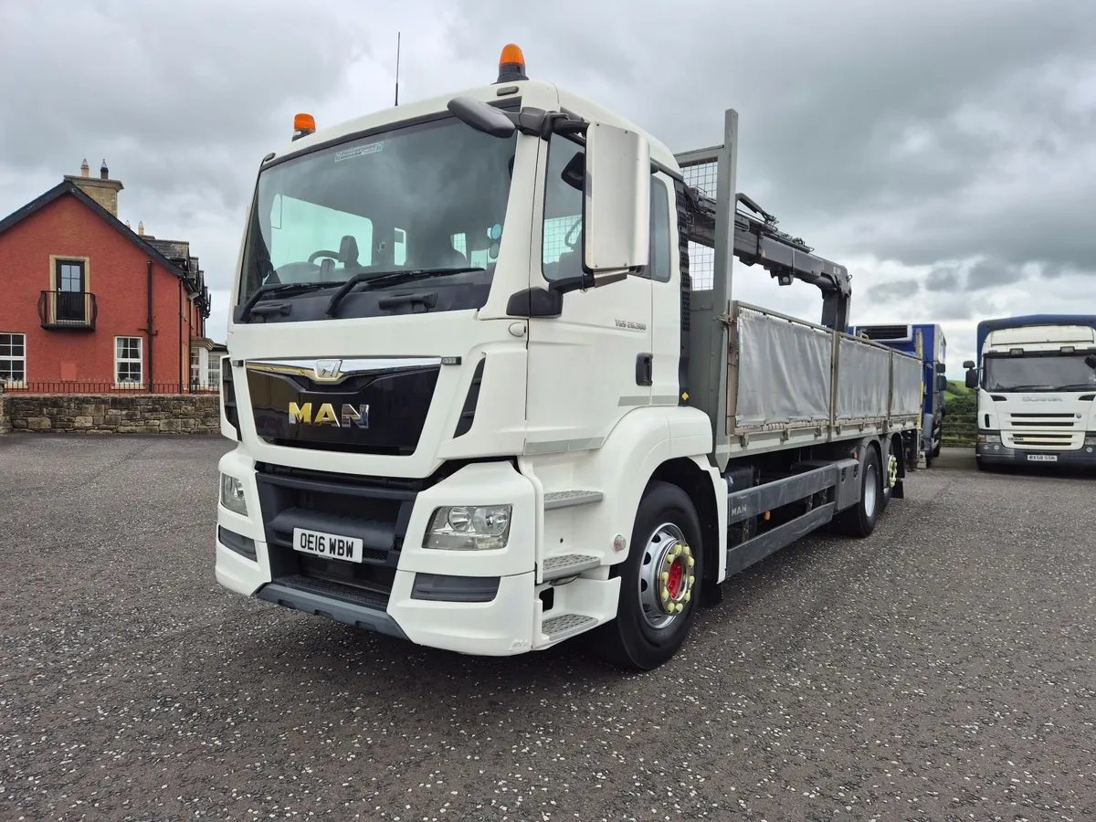 2016 MAN 26.360 6x2 HIAB 2 ext 14ton crane - Image 1
