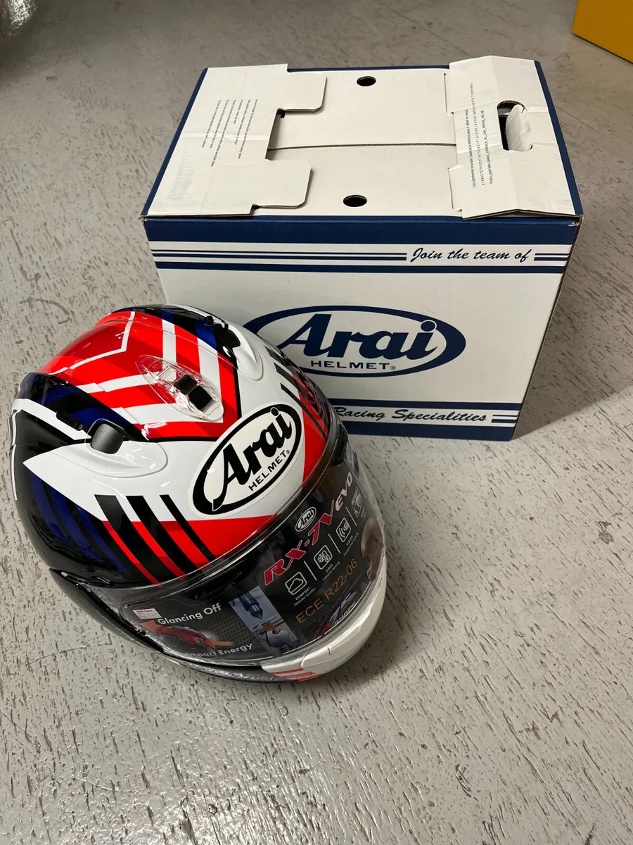 Arai RX-7V Evo Rea SB3 Helmet - Image 1