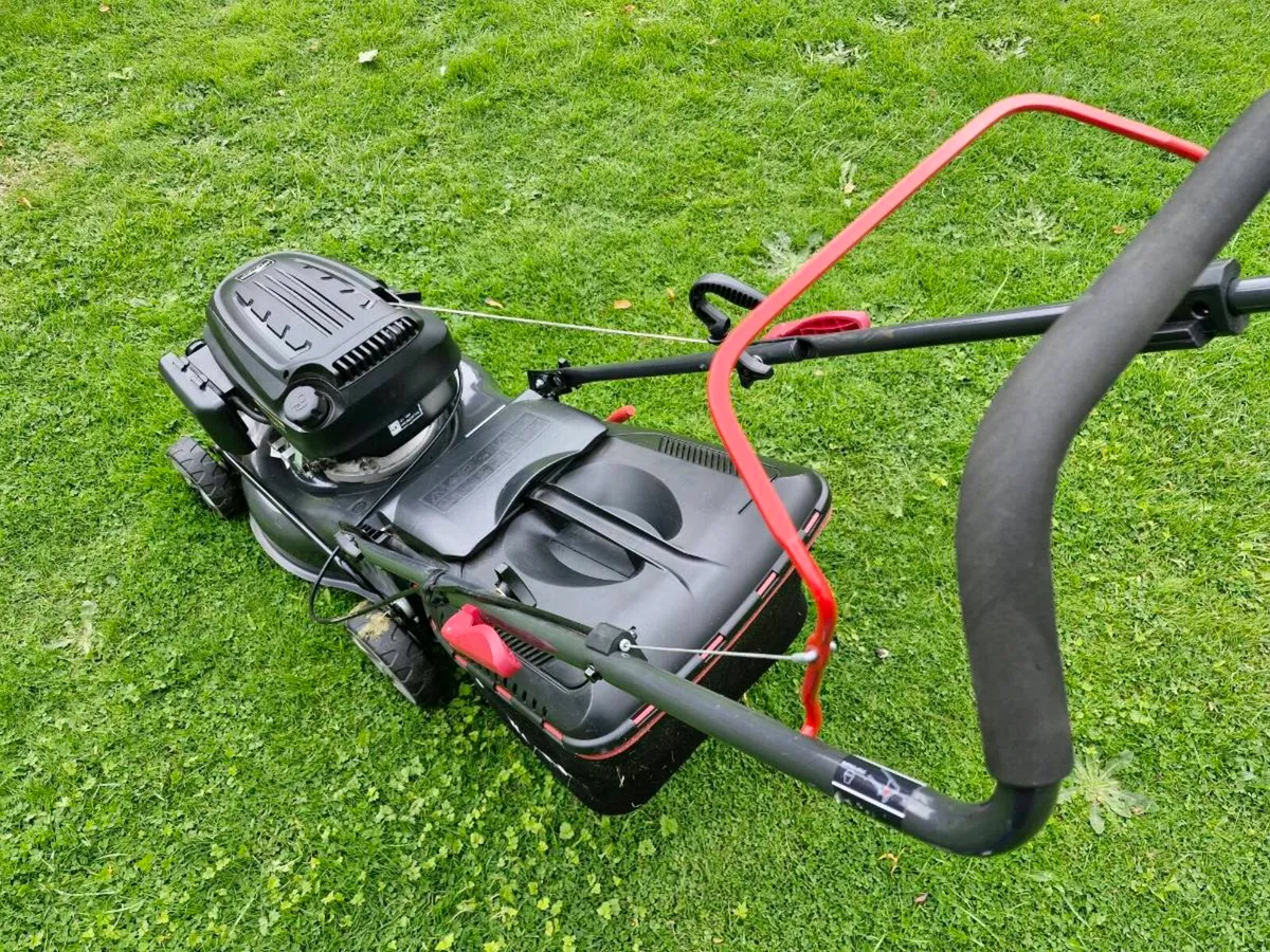 Petrol Lawnmower - Image 4
