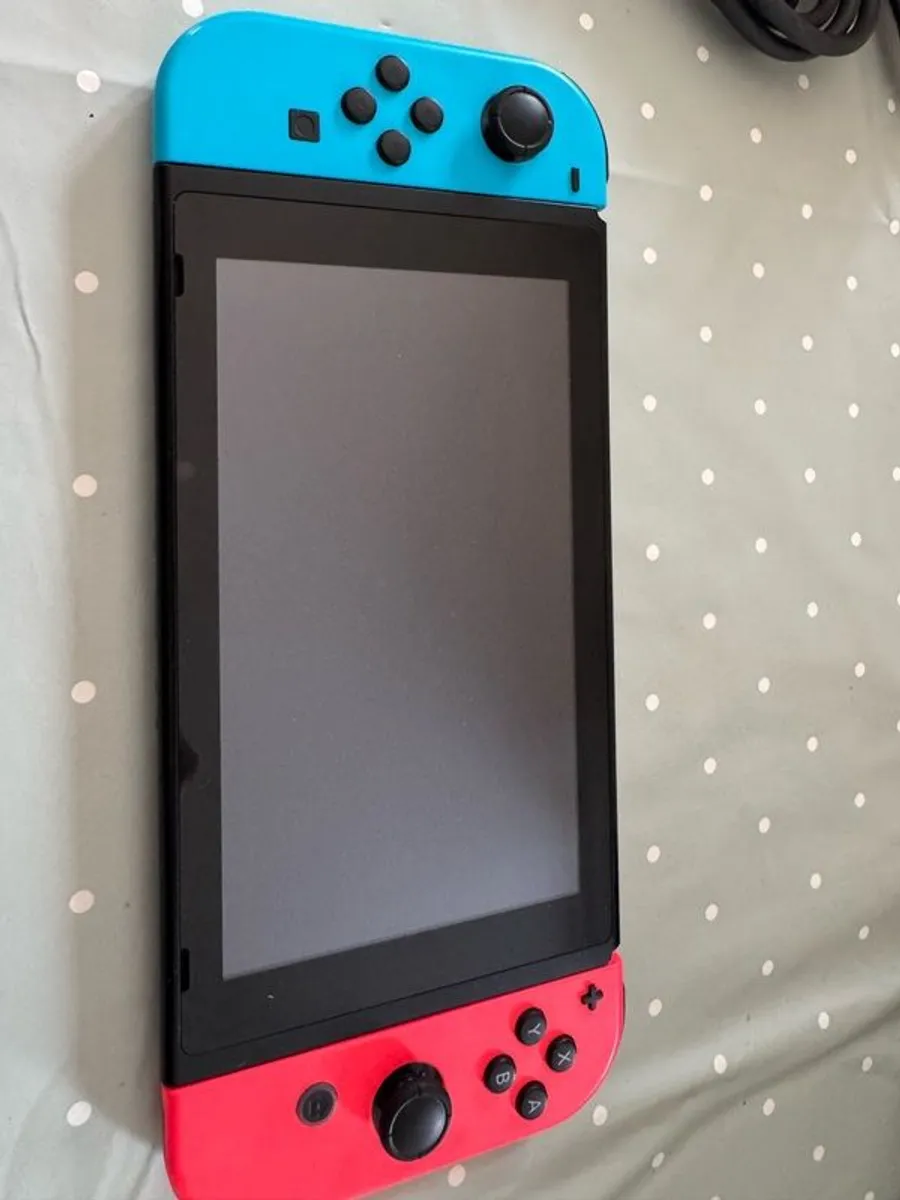 Nintendo Switch - Image 2