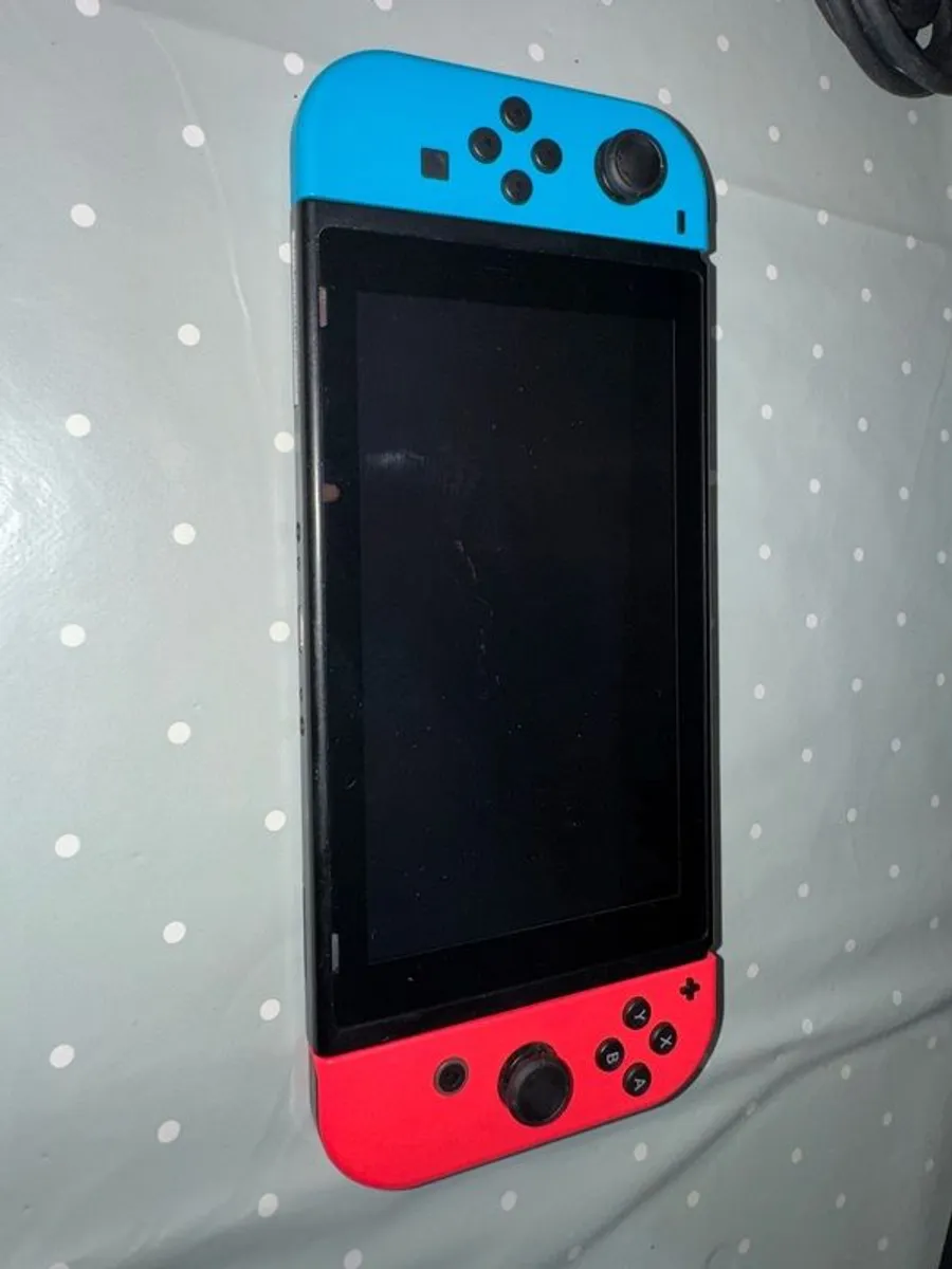Nintendo Switch - Image 3