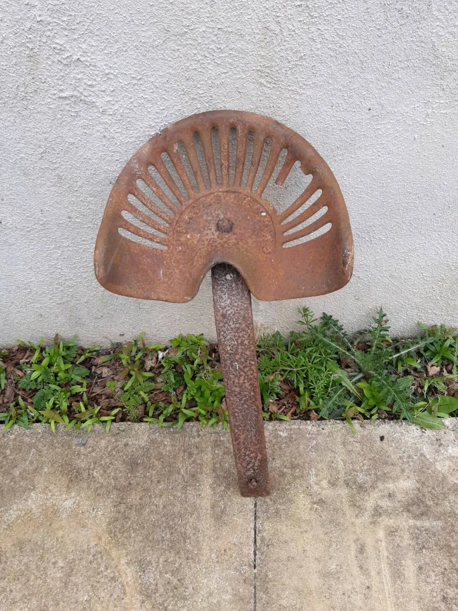 Mowing Machine Seat and Bracket - Image 1