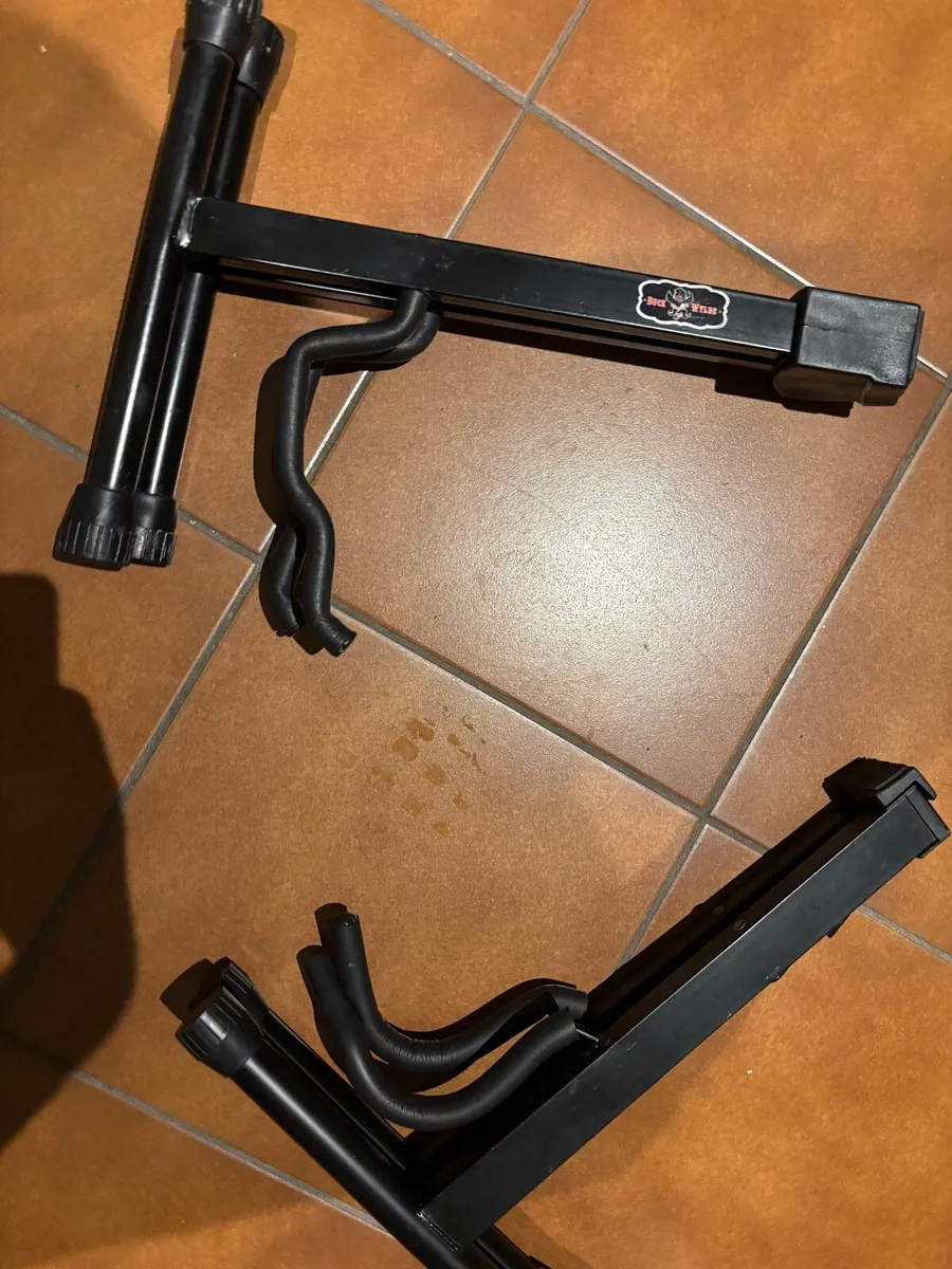 Guitar stands - Image 2