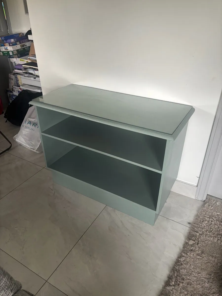 Shelf unit - Image 1