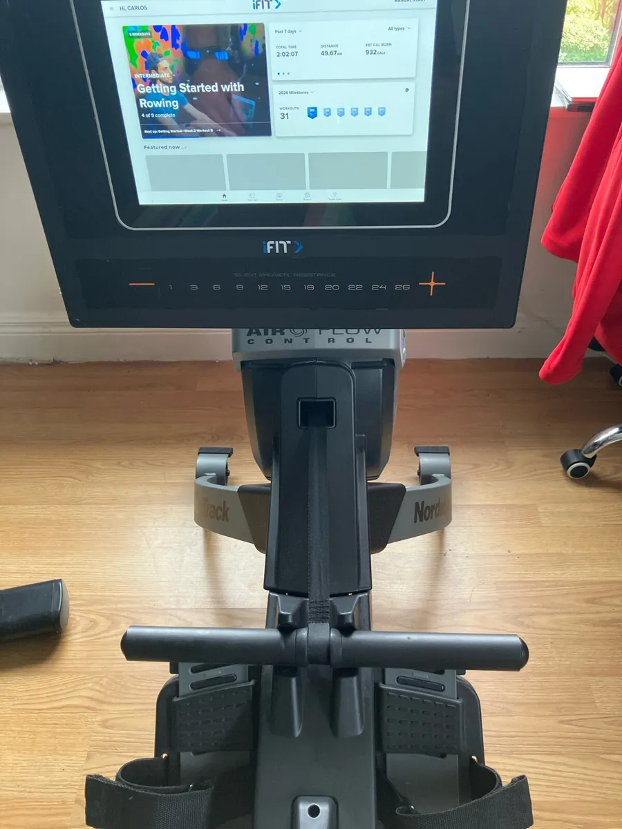 Rowing machine - Image 1