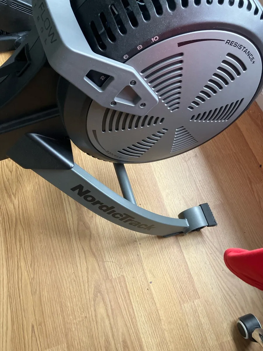 Rowing machine - Image 2