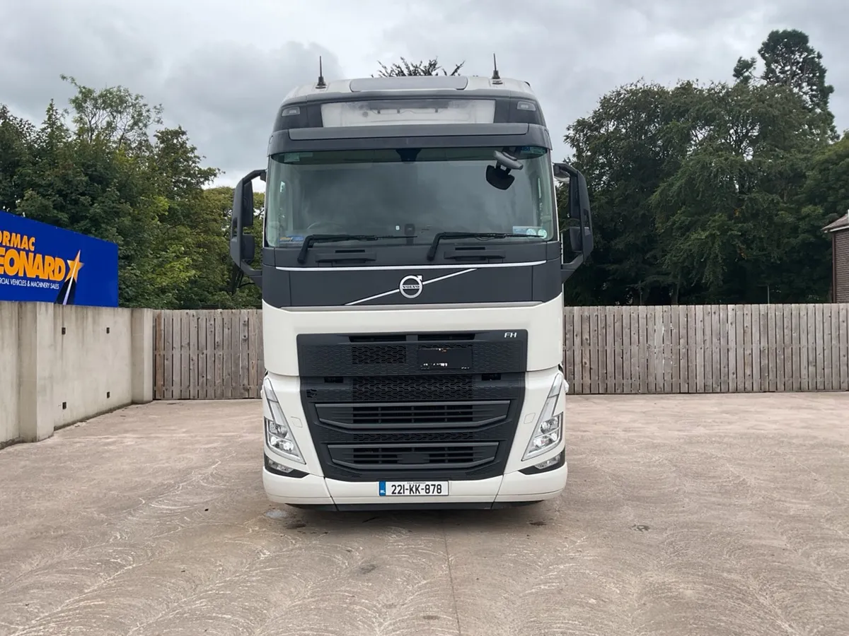 2022 Volvo FH500 6x2 - Image 4