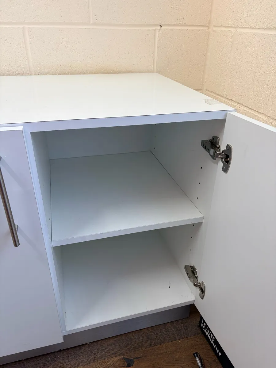 Heavy-Duty Two-Door Storage Cabinet – 90 × 57 × 57 - Image 2