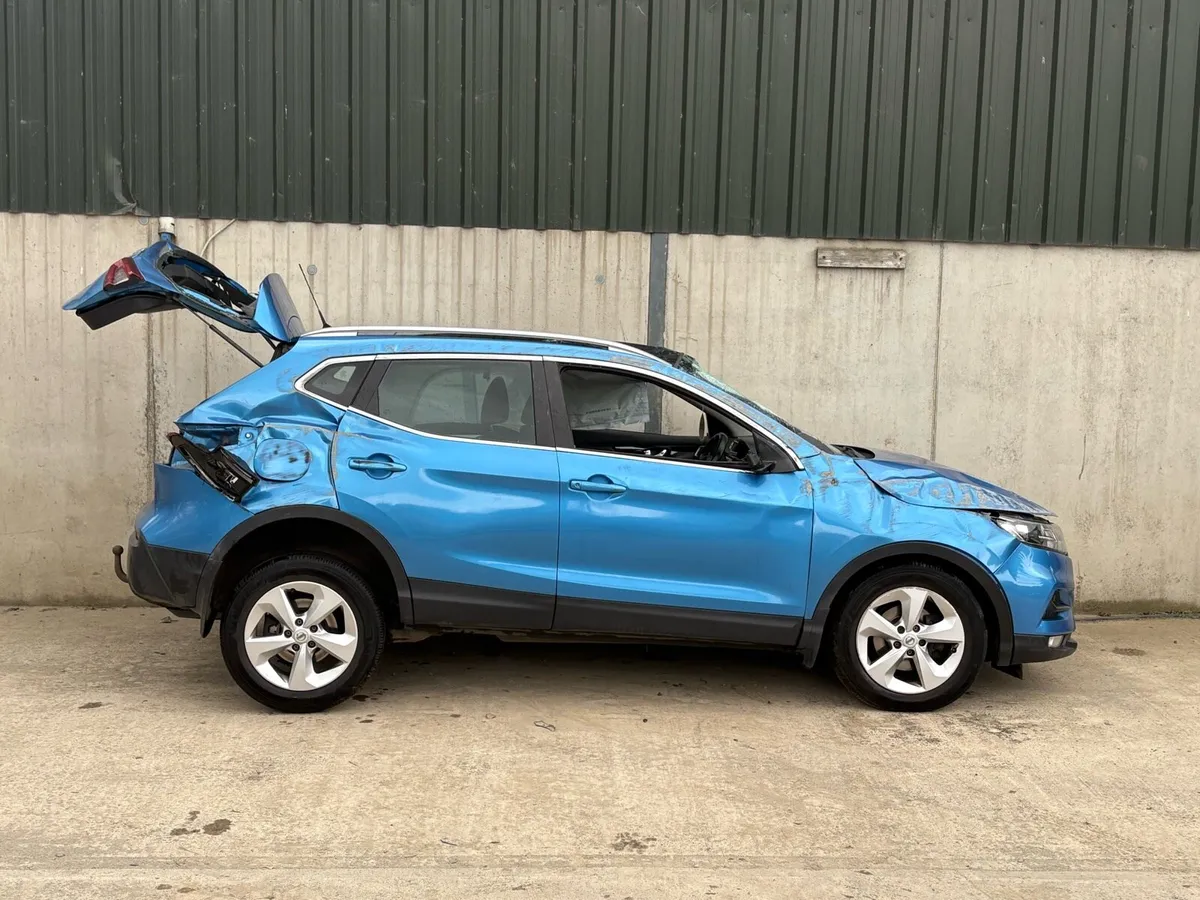 2020 Nissan Qashqai parts 4X4 - Image 2
