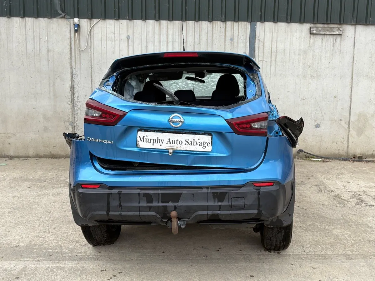 2020 Nissan Qashqai parts 4X4 - Image 4