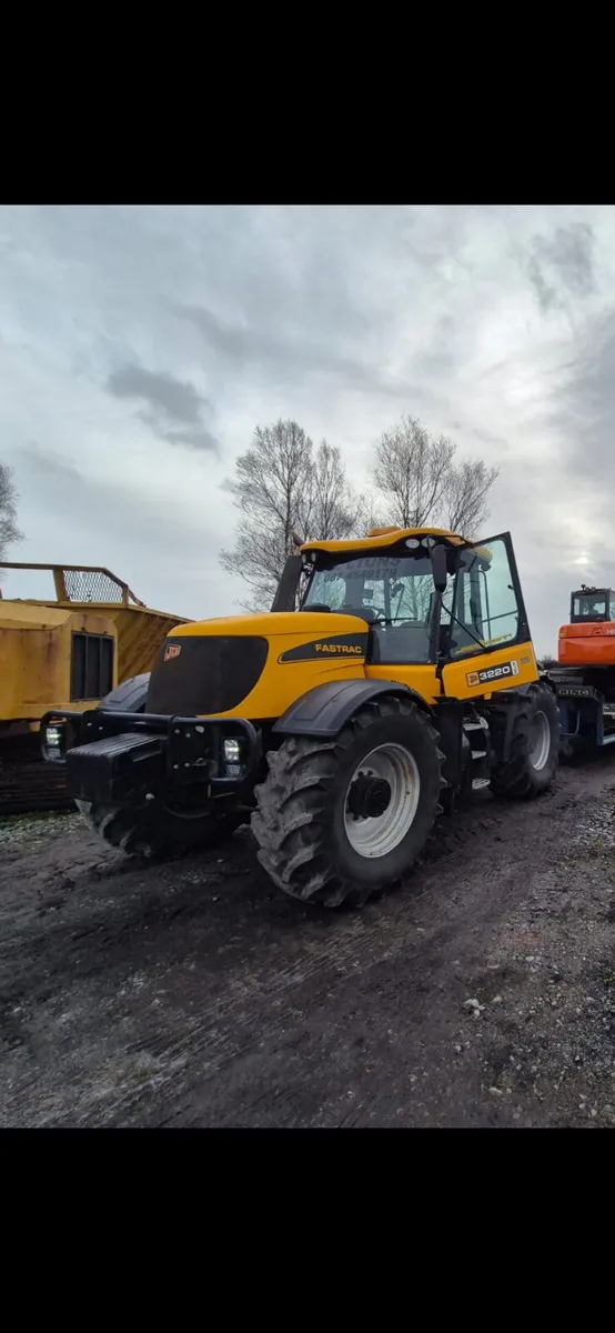 Jcb Fastrac 3220 - Image 3