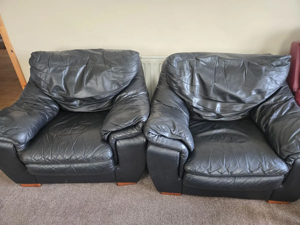 Sofa + 2 arm chairs - Image 2