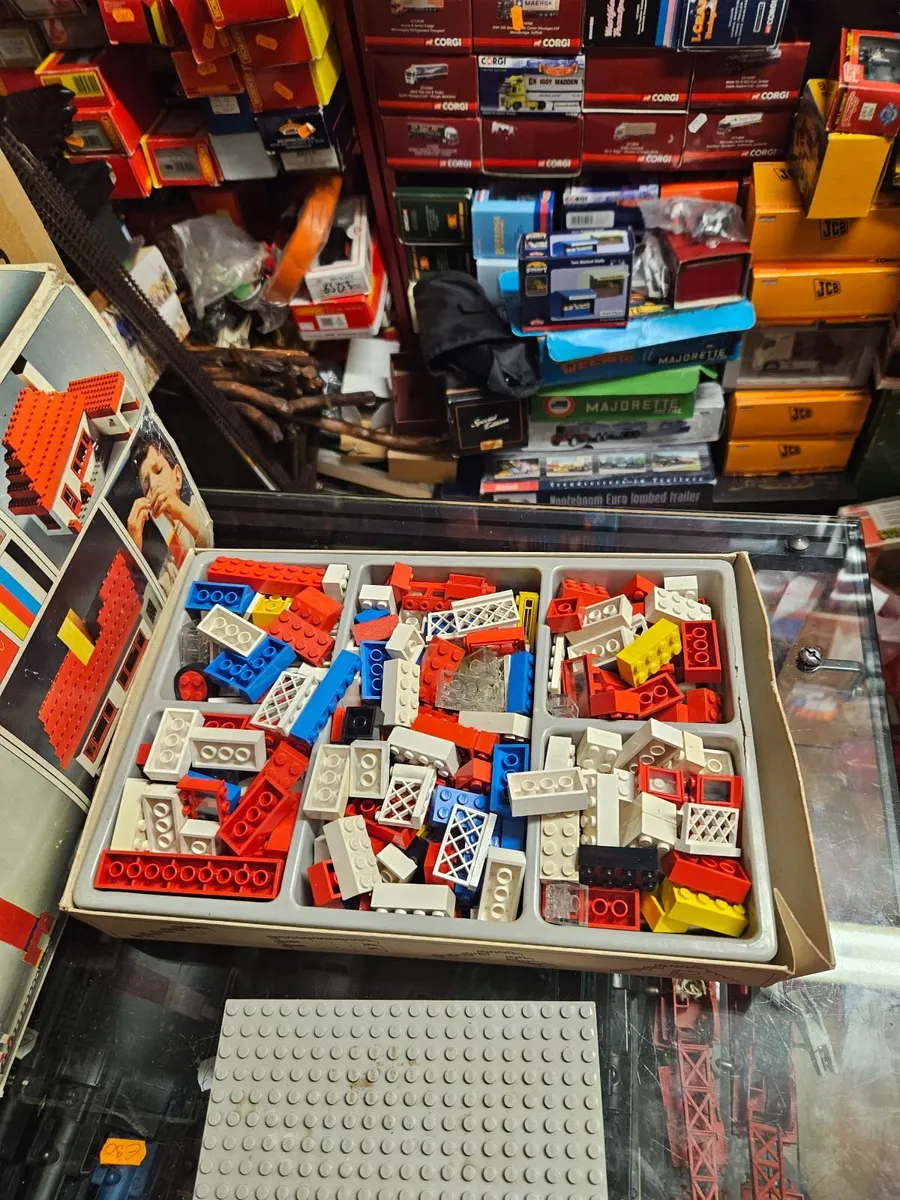 Vintage Lego Set - Image 3