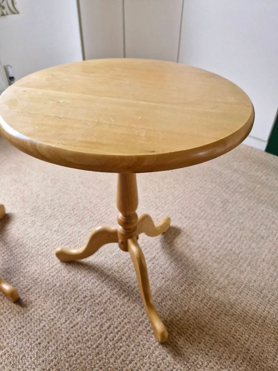 Wooden side tables x 2 - Image 2