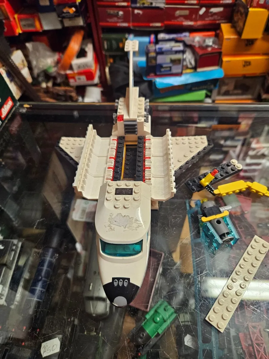 Lego Space Shuttle - Image 3