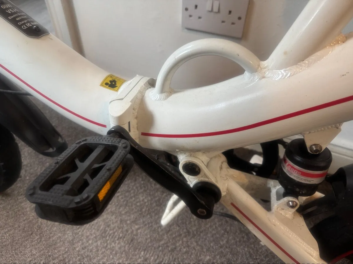 Electric Bike OUXI V5 - Folding - Needs Repair - Image 3
