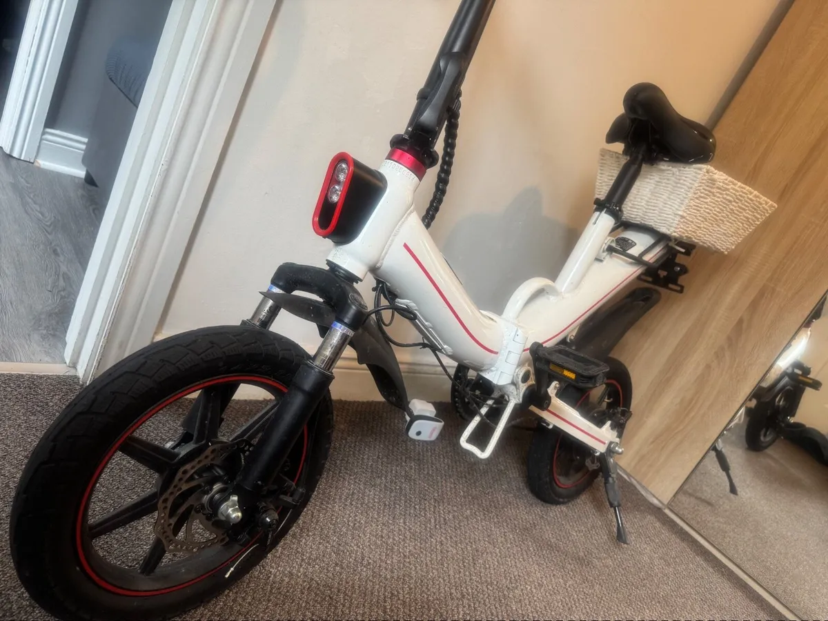 Electric Bike OUXI V5 - Folding - Needs Repair - Image 4