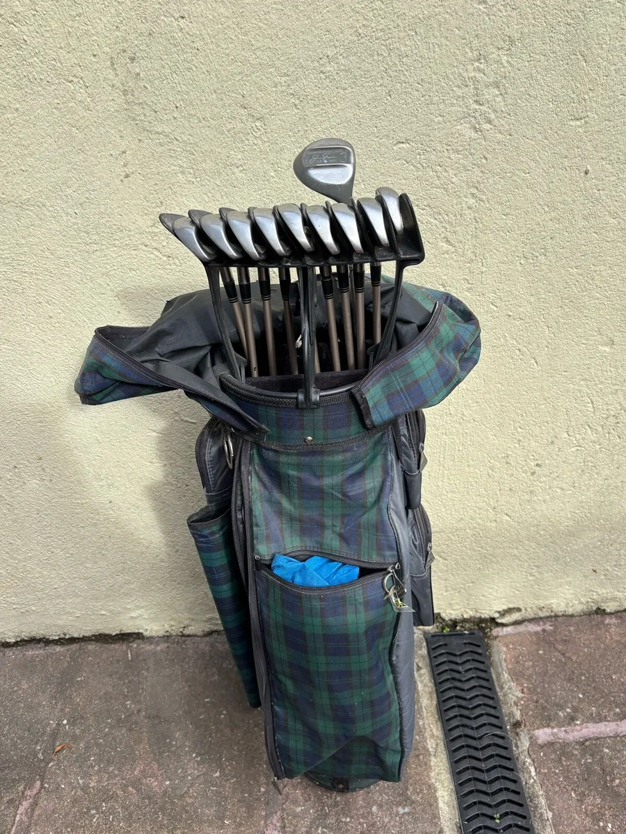 Golf Clubs - Image 1