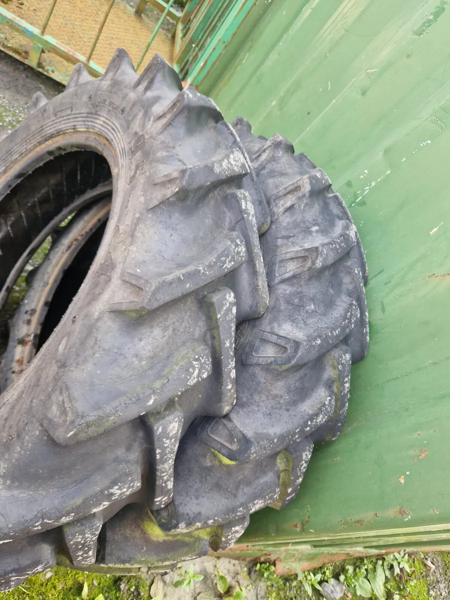 9.5x24 tyres - Image 3