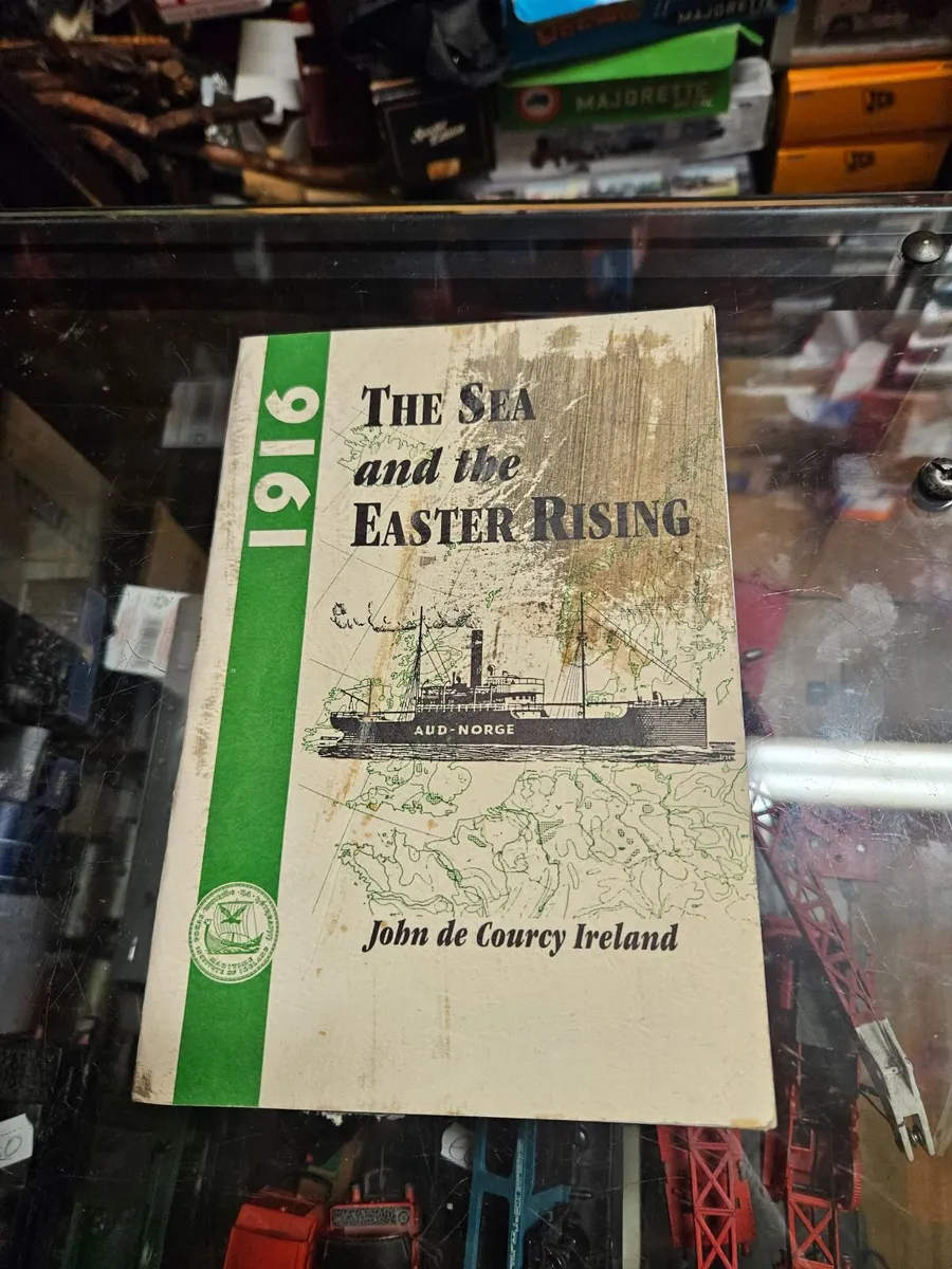 Book The Sea and the Easter Rising 1916 - Image 1