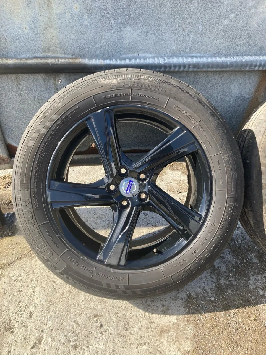 Volvo ixion rdesign wheels 18” - Image 2