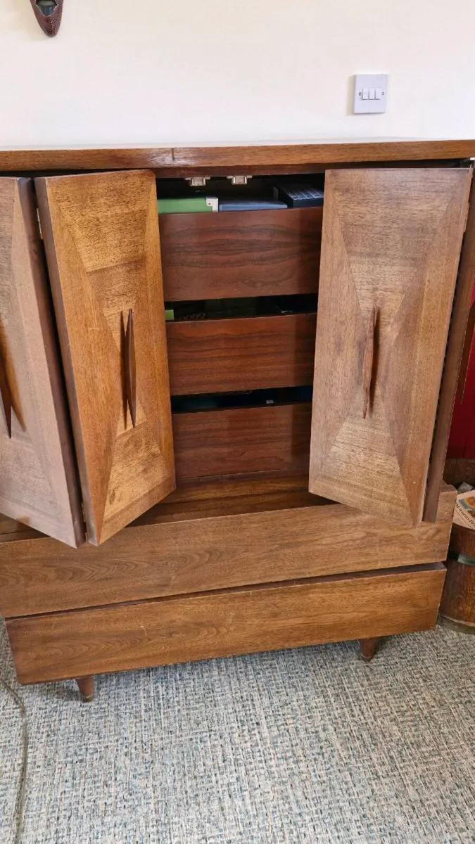 Mid Century Modern Dresser - Image 2