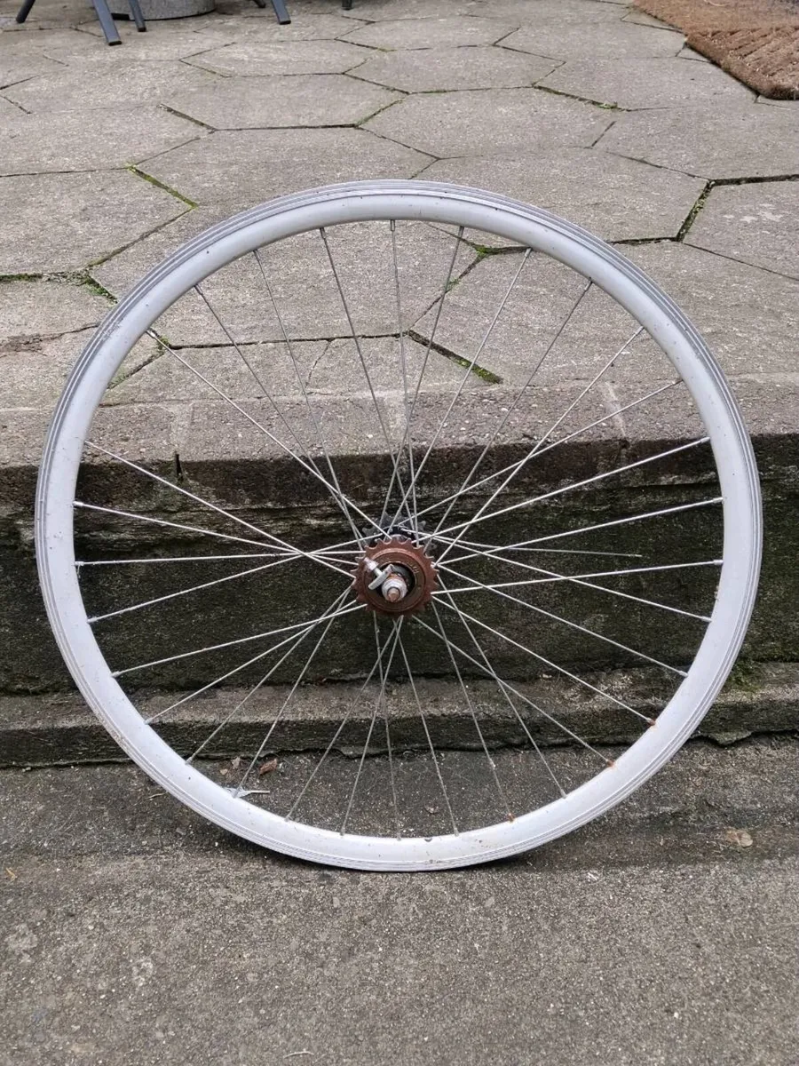 FREE Fixie Rear Wheel 700c Flip Flop Hub - Image 2