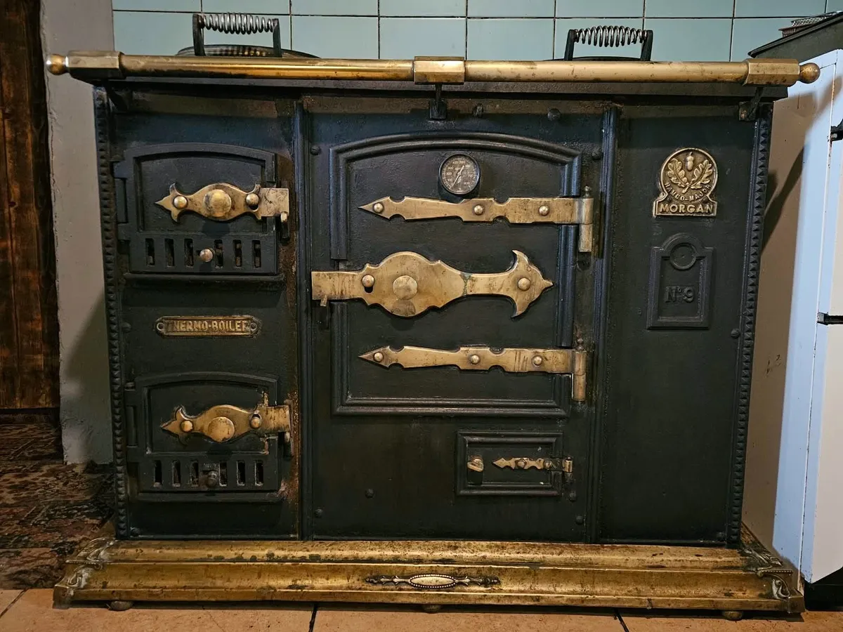 Morgan N9 Solid Fuel Range - Image 1