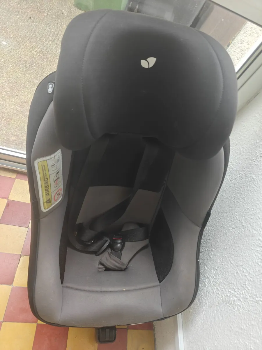 Joie spin 360 car seat(isofix, from birth till 4y)