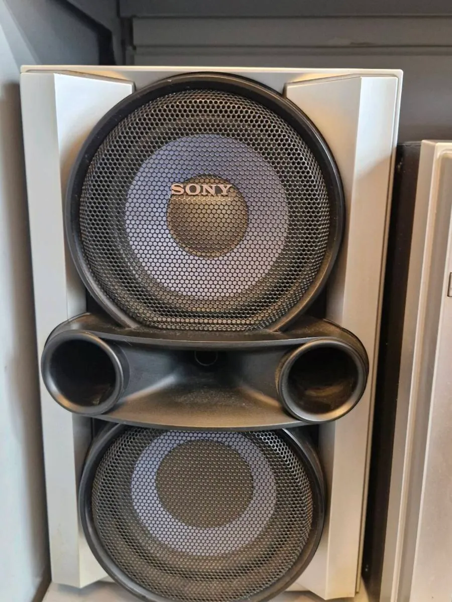 Sony HiFi System - Image 3