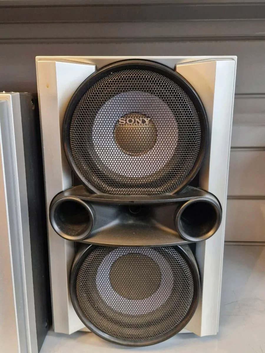 Sony HiFi System - Image 4
