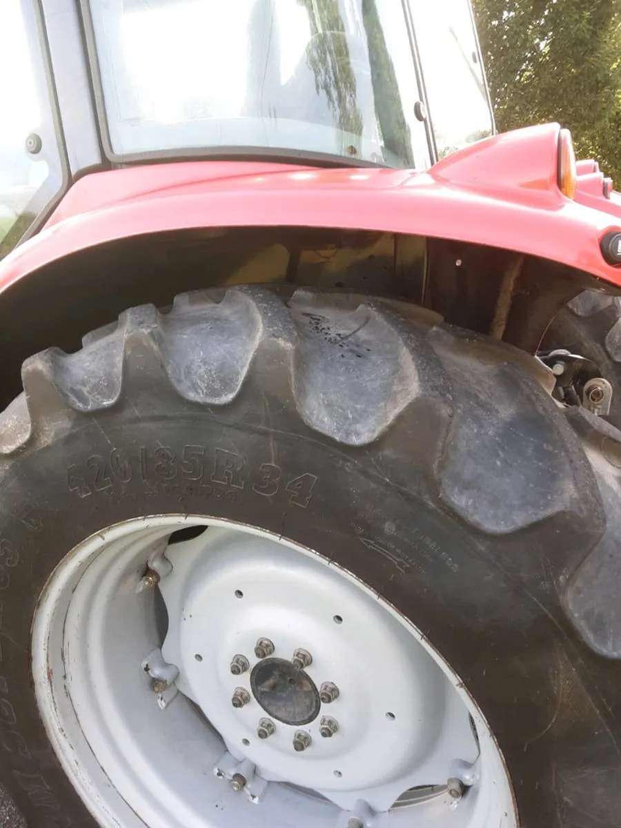 Massey Ferguson 5455 dyna4 - Image 3