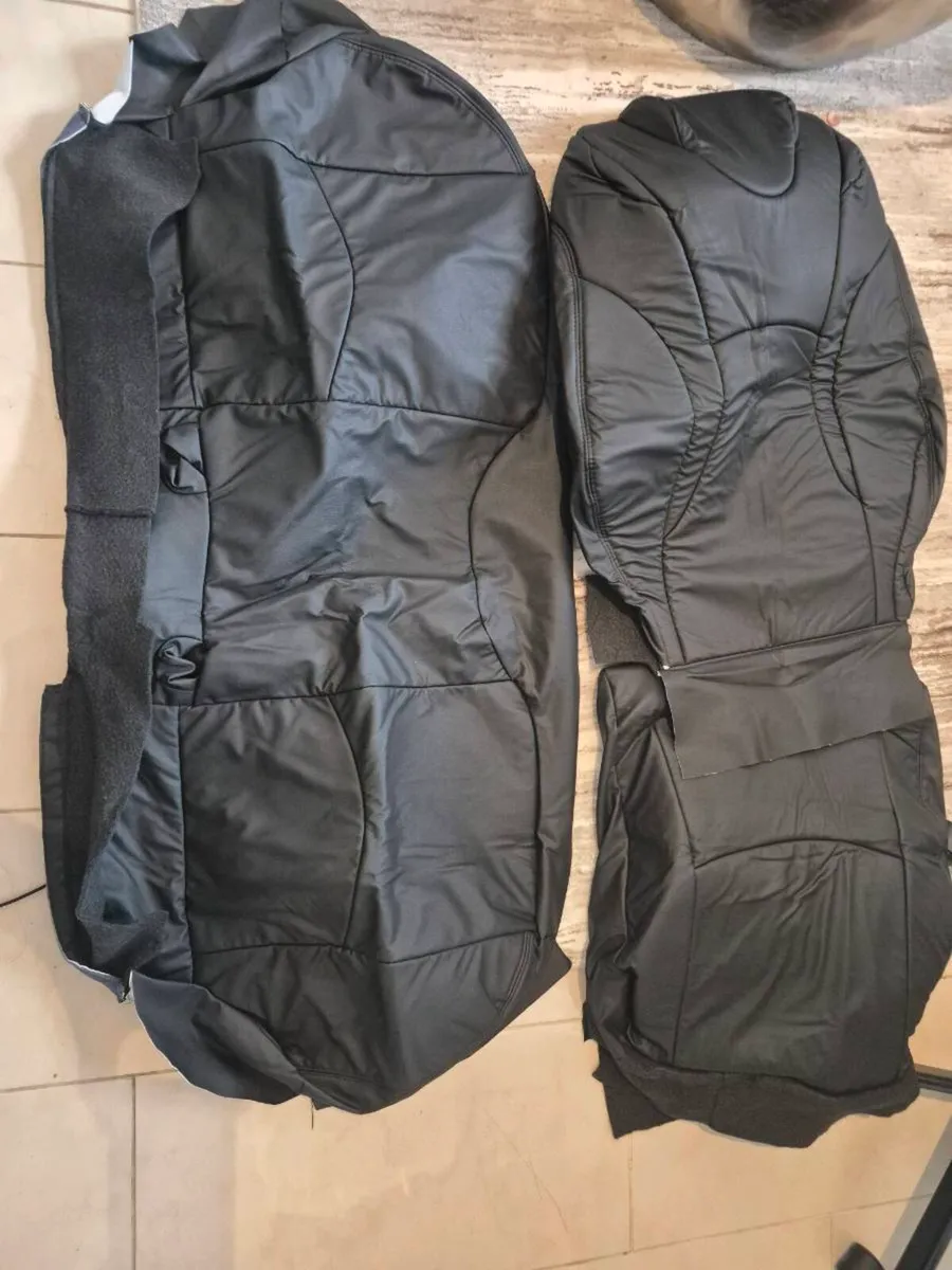 Seat cover - Image 1