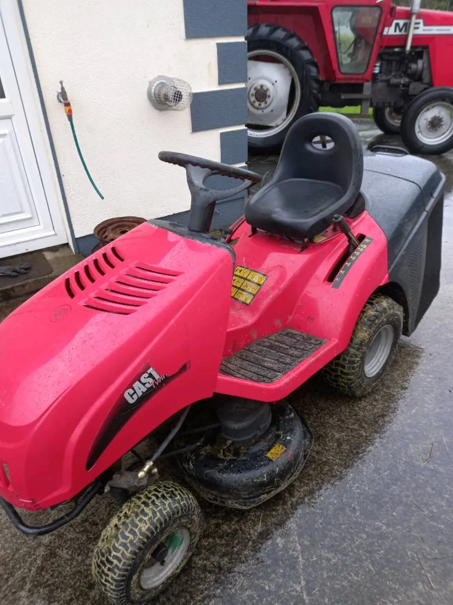 Castle garden rideon mower - Image 1