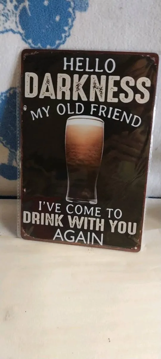 Tin display sign