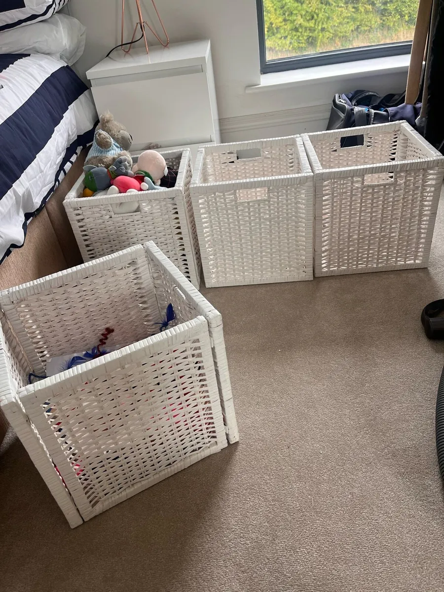 4 Brannas baskets - to fit Kallax Ikea units - Image 1