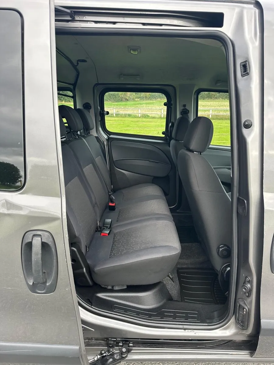 Fiat Doblo 2018 Crew Cab Only 118 Kmh - Image 4