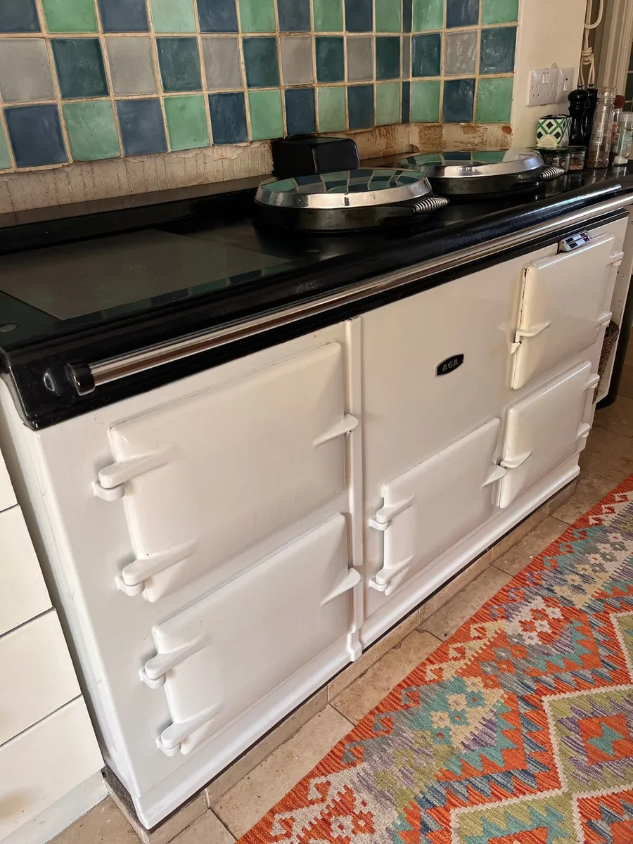 Aga - Image 1