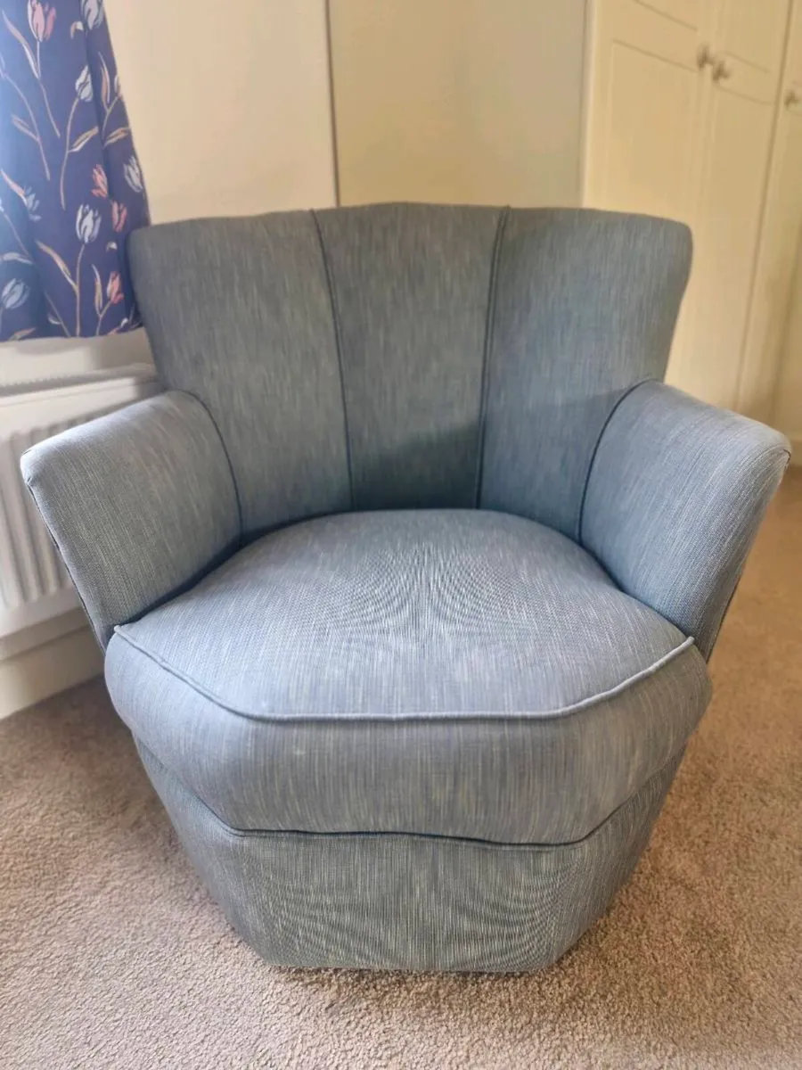 Chair - Image 2