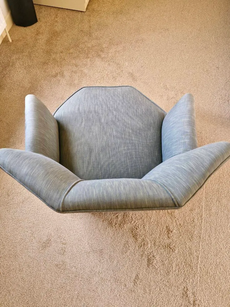 Chair - Image 3
