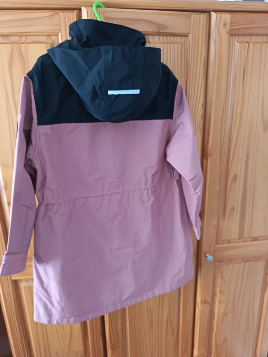 Waterproof jacket age 11 - Image 3