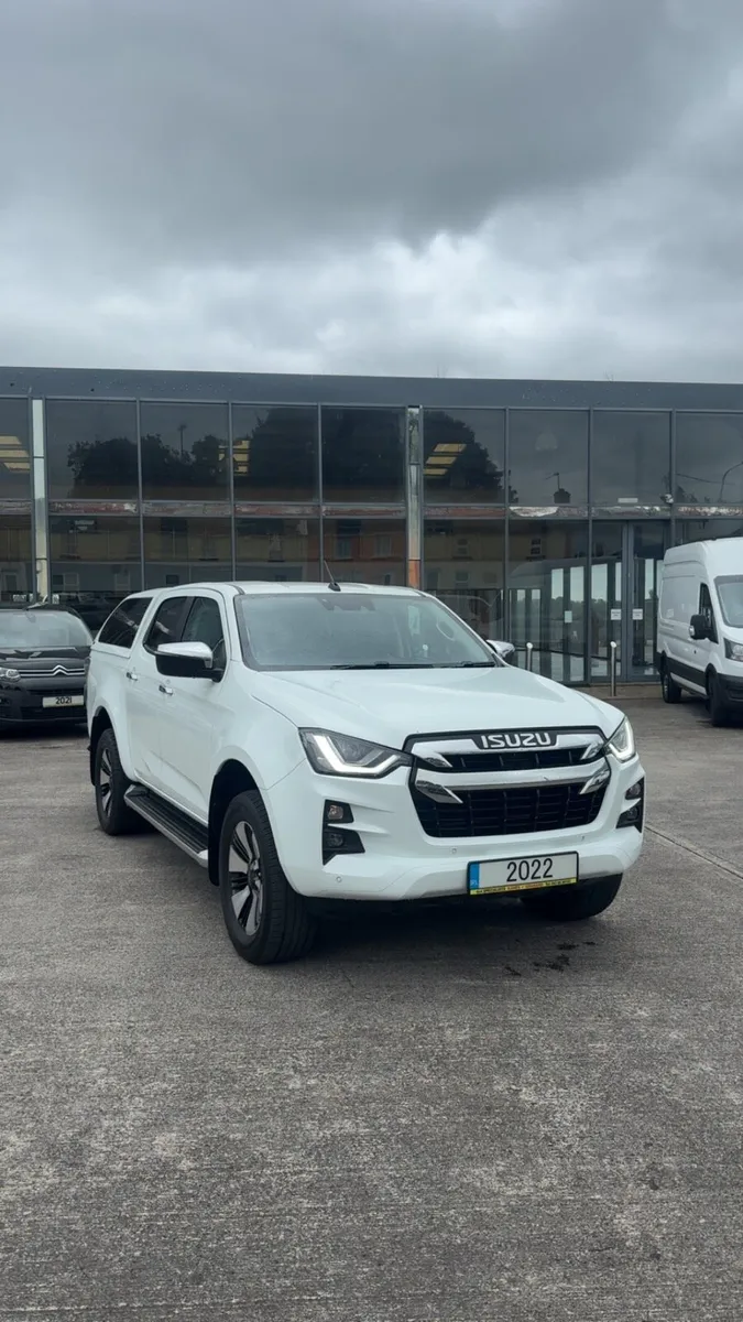 Isuzu D Max - Image 1
