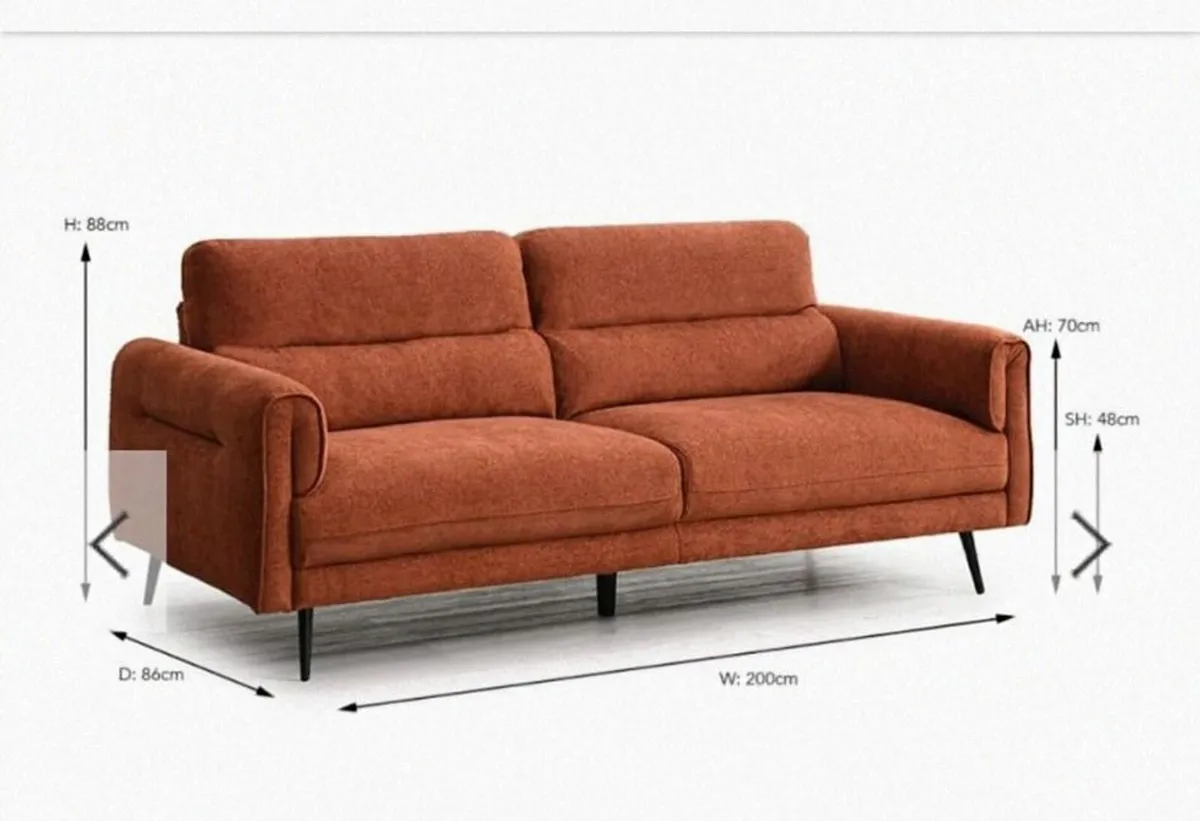 Two Brand new Muebles settes - Image 1