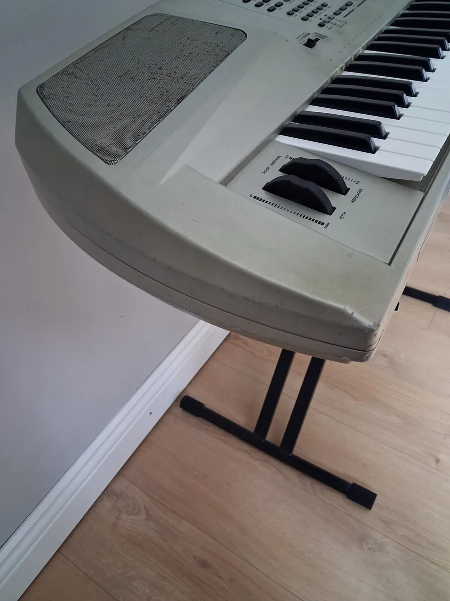 Ketron X9 Keyboard - Image 2