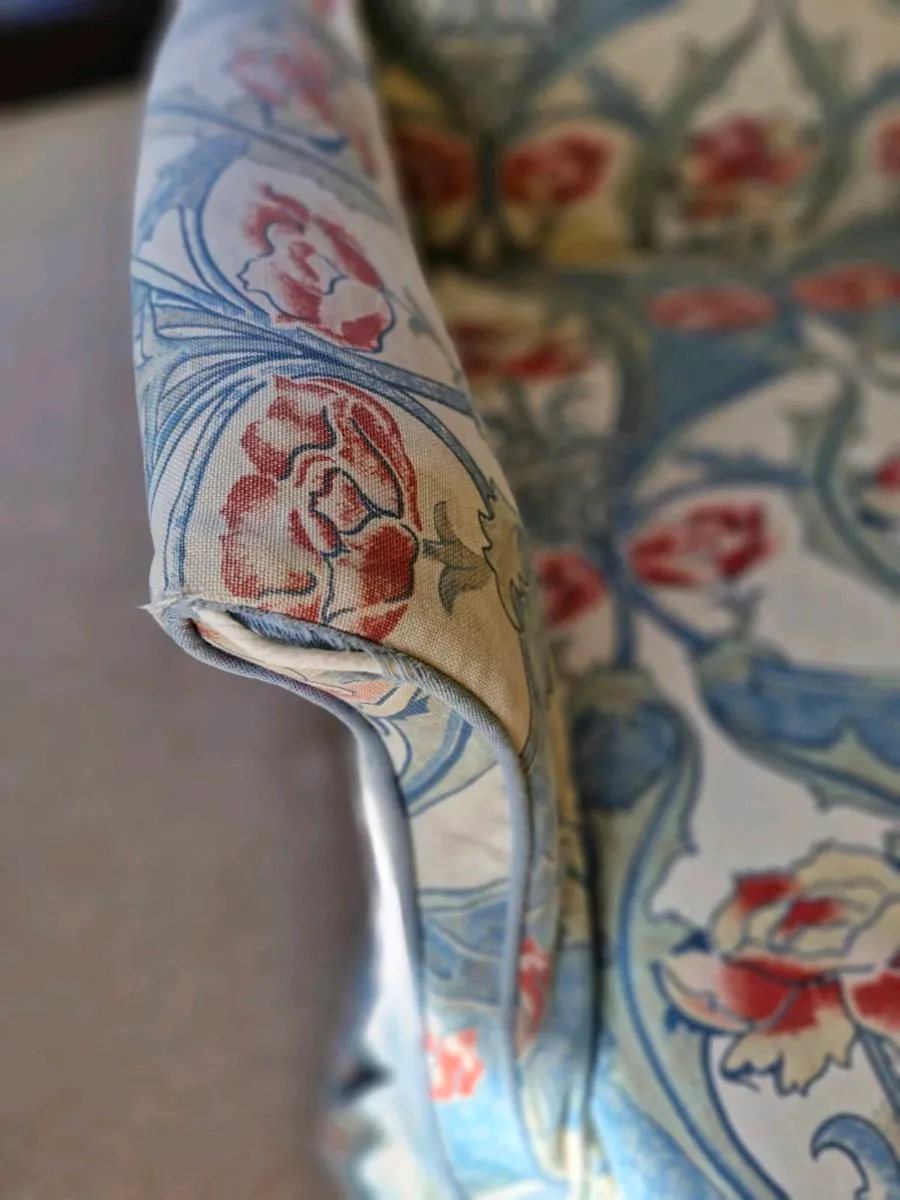 Three piece suite - Image 3